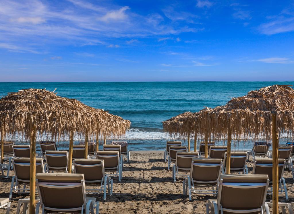 Alexia Beach Hotel Agia Marina  Exterior photo